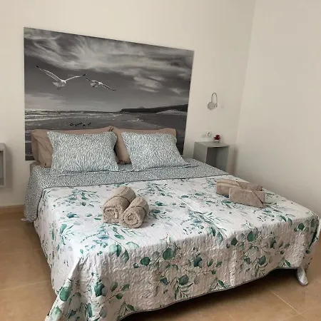Remarkable 1-Bed Apartment In Corralejo Apartment